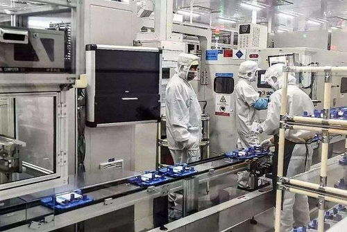 水产养殖技术研发 引领财富新纪元，香港首富易主背后的产业变革